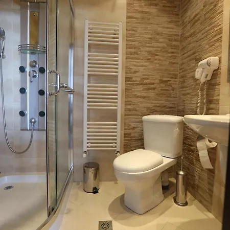 Luxury Monevski Kormyansko