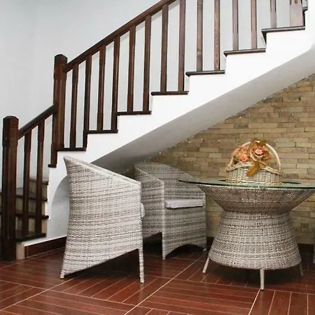 Luxury Monevski